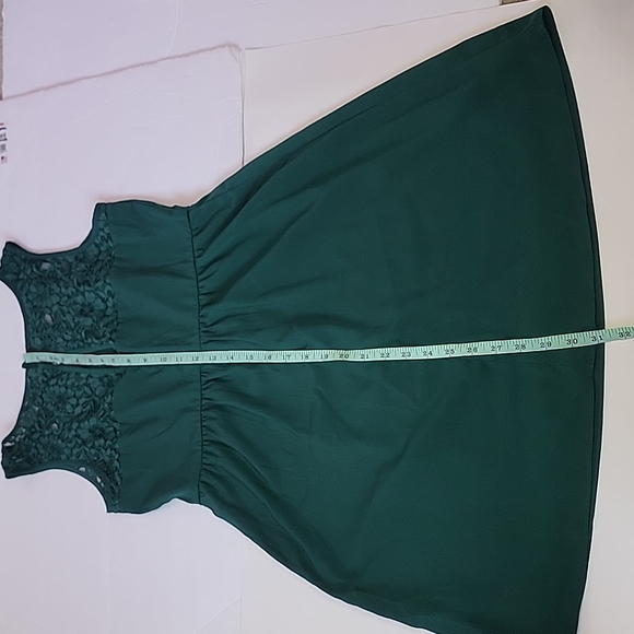 American Eagle Outfitters Green  Dress/ Size 6. - Picture 6 of 10